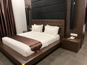 hermitage boutique house - bed