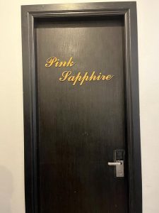 hermitage boutique house.- pink sapphire