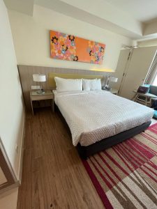 room with king bed size hotel mercure penang